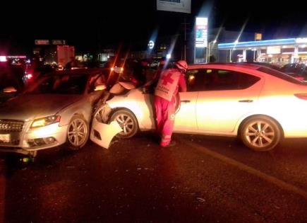 Tres vehículos con daños tras choque en la 57