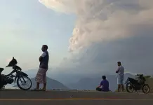 Erupción del volcán Lewotobi Laki Laki en Indonesia Erupción del volcán Lewotobi Laki Laki en Indonesia