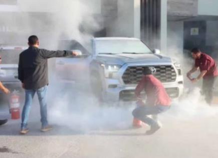 Incendio en la camioneta de Gerardo Fernández Noroña