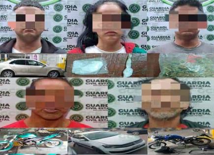 Encierran a cinco automovilistas, tres traían droga