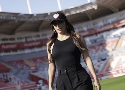 Eva Longoria, inversionista de Necaxa, apoya sistema sin ascensos en Liga MX
