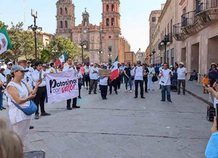 Potosinos con Valor vuelve a las calles, por reformas estructurales