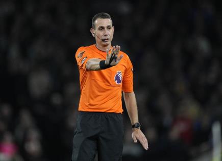 David Coote suspendido por comentarios sobre Klopp