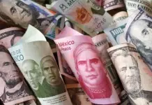 D&oacute;lar abre la semana al alza en 20.54 pesos al mayoreo