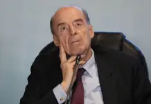 Sanci&oacute;n Disciplinaria a &Aacute;lvaro Leyva por Irregularidades en Licitaci&oacute;n de Pasaportes