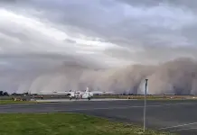 Impactante choque m&uacute;ltiple en autopista de California
