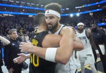 Stephen Curry y Klay Thompson protagonizan un emocionante duelo en la NBA Cup Stephen Curry y Klay Thompson protagonizan un emocionante duelo en la NBA Cup