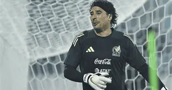 &iexcl;Al&eacute; Fransu&aacute;, Al&eacute; Mem&eacute;!: Ochoa anuncia retiro con emotivo video