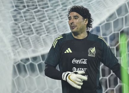 Guillermo Ochoa confirmado como arquero titular de la Selección Mexicana