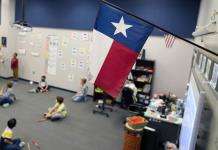 Propuesta de Inclusión de Enseñanzas Bíblicas en Escuelas Públicas de Texas