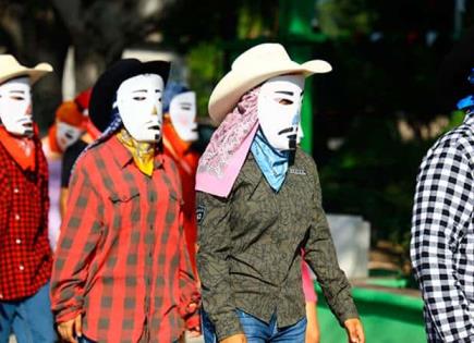 Realizan desfile de la Revolución Mexicana