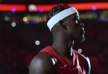 Victoria del Heat sobre los 76ers en emocionante partido de la NBA