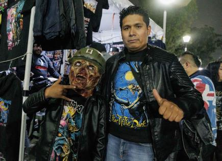 Fans desafían frío y lluvia para ver a Iron Maiden en CDMX