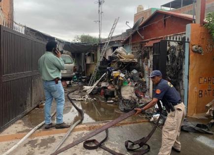 Video | Arde una vivienda cerca de avenida Salk; no se reportan heridos Video | Arde una vivienda cerca de avenida Salk; no se reportan heridos