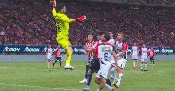 Lesión de Edgar Zaldivar en Atlas vs Chivas