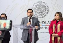 Presentan iniciativa de electromovilidad en transporte público