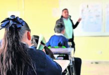 Entrega de Boletas de Calificaciones para Estudiantes de Educación Básica