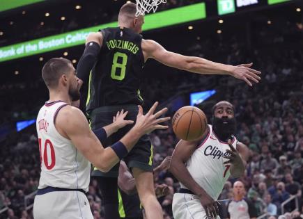 Triunfo aplastante de los Celtics de Boston sobre los Clippers de Los Angeles