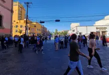 Video | Manifestantes bloquean zona de la Alameda