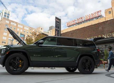 Préstamo millonario a Rivian Automotive para fabricación de vehículos eléctricos en Georgia