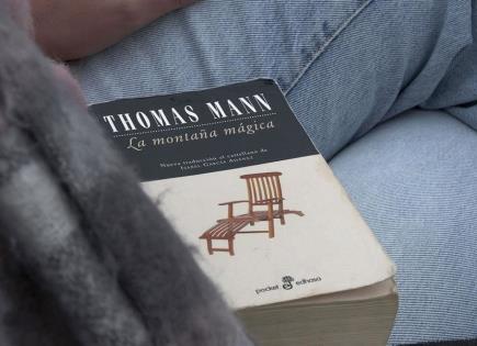 La Monta&ntilde;a M&aacute;gica: Centenario de una obra literaria ic&oacute;nica