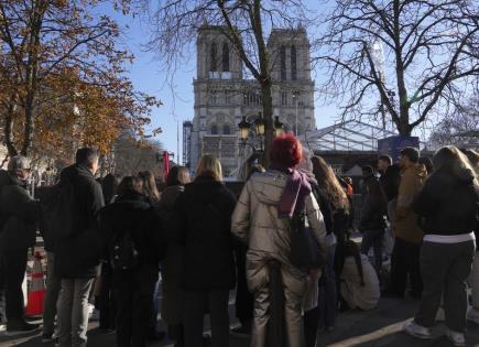 Reconstrucción de Notre Dame en París