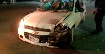 Huye chofer, luego  de provocar accidente