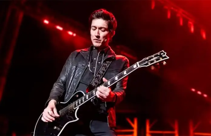 División Minúscula anuncia concierto en Palacio de los Deportes