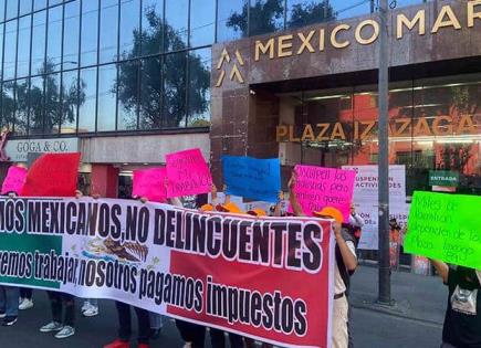 Manifestación y Cierre en Plaza Izazaga 89