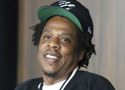 Acusan a Jay-Z de haber agredido sexualmente a una menor en complicidad con Diddy Combs