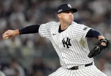 Clay Holmes: Firma millonaria con los Mets de Nueva York