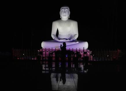 Estatua gigante de Buda, en Nueva Jersey