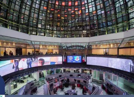 Bolsa mexicana sufre caída del 2.4%