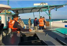 Detienen a cinco pescadores por pesca furtiva de 300 kilos de langosta Detienen a cinco pescadores por pesca furtiva de 300 kilos de langosta