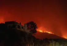 Incendio Forestal en Malib&uacute; y Evacuaciones en California