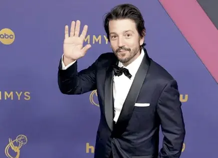 Diego Luna agradece al público latino por el éxito de Andor