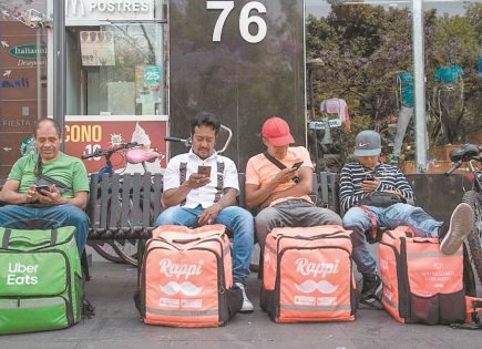 Senado discute reforma para regular derechos laborales en plataformas digitales