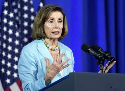 Cirugía de reemplazo de cadera de Nancy Pelosi en hospital militar de EEUU