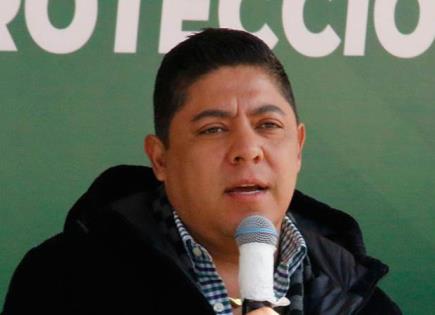 Gobernador lanza puyas a diputados