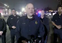 Tragedia en Houston: Tiroteo deja 2 adolescentes muertos y 4 heridos Tragedia en Houston: Tiroteo deja 2 adolescentes muertos y 4 heridos