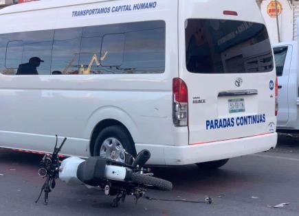 Chocan motociclista y trasporte de personal en La Libertad