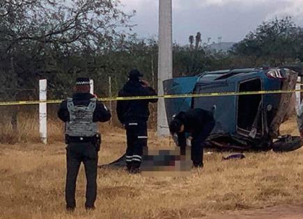 Conductor fallece en accidente carretero