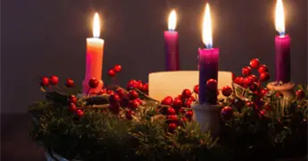 Corona de Adviento 2025: &iquest;Qu&eacute; vela se enciende en Navidad?