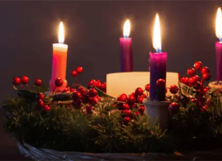 ¿Qué representa cada vela en la corona de Adviento 2025?