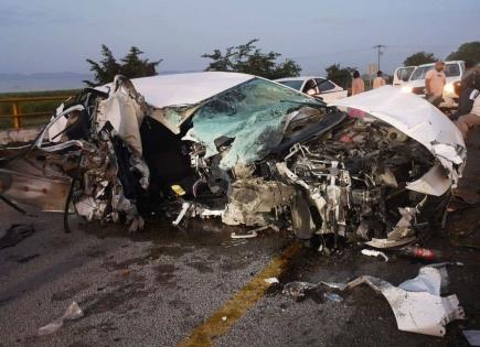 Doble accidente deja cuatro lesionados en la Valles-Tamazunchale