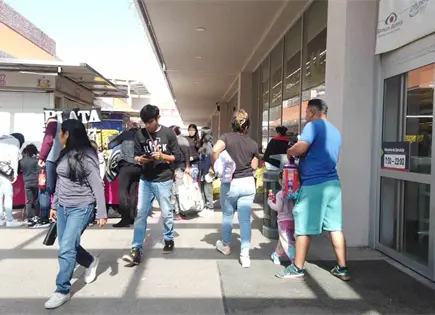 Navidad 2025: &iquest;a qu&eacute; hora cierran centros comerciales este 24 y 25?