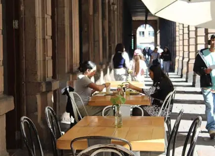 CANIRAC exige agilizar trámites para abrir restaurantes en SLP