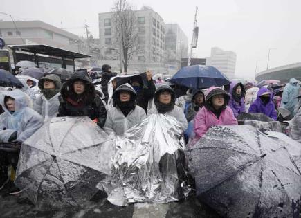 Protesta en Corea del Sur por destitución de Yoon Suk Yeol