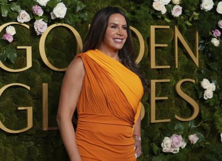 El Significado del Vestido de Colores de Karla Sofía Gascón en los Golden Globes 2024