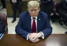 Donald Trump pide al Tribunal Supremo detener la sentencia en su caso penal en Nueva York